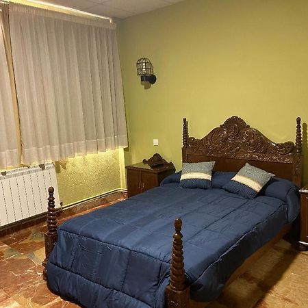 Hostal Transilvania Santa Cruz de Moncayo Eksteriør billede