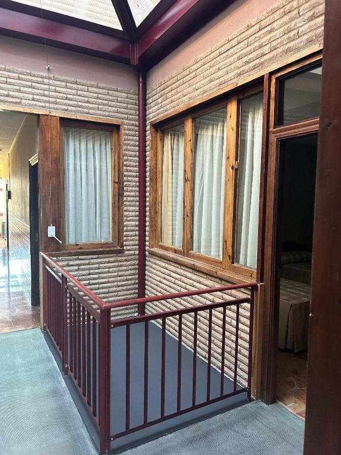 Hostal Transilvania Santa Cruz de Moncayo Eksteriør billede